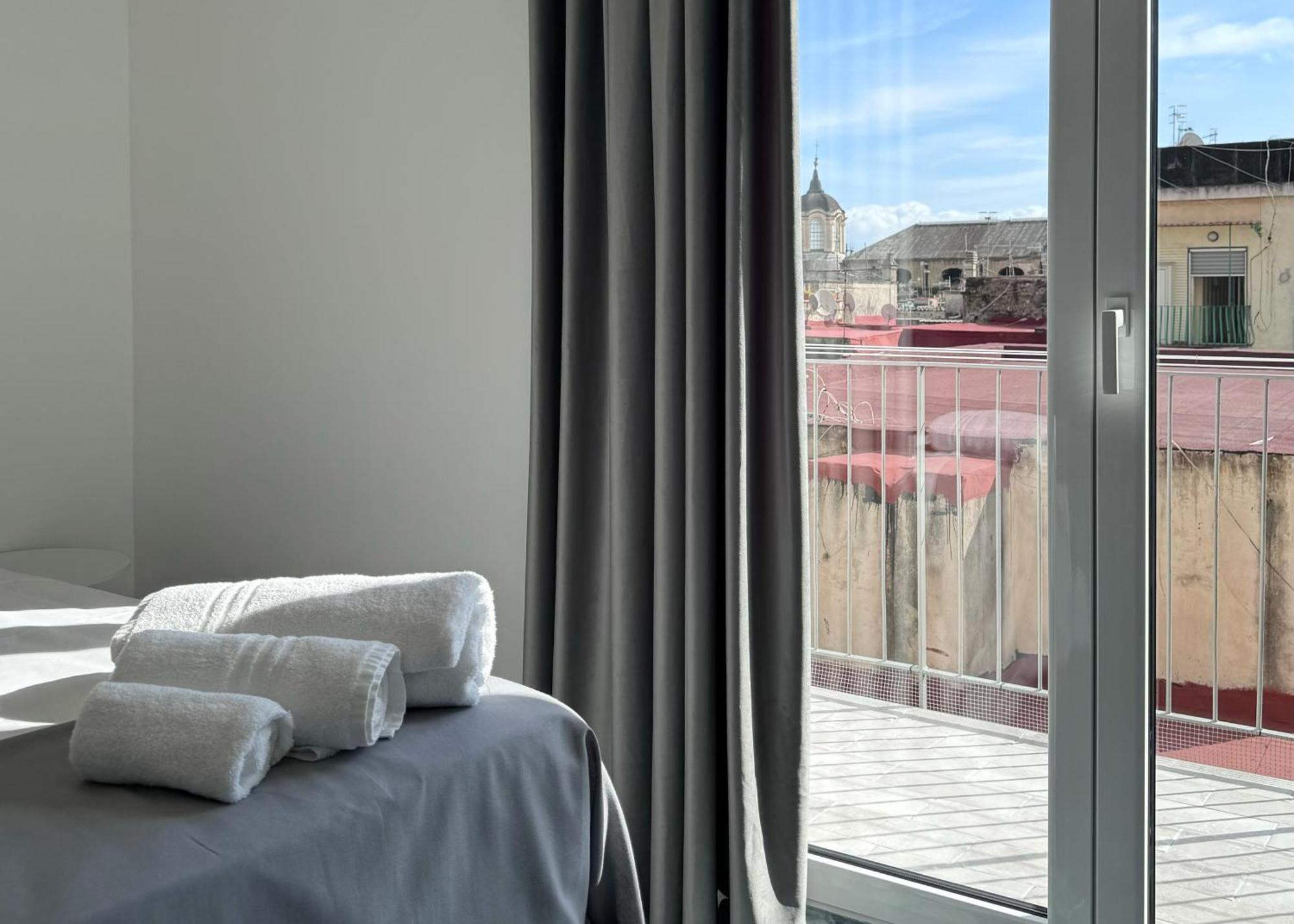 Fp Suite Napoli Bagian luar foto